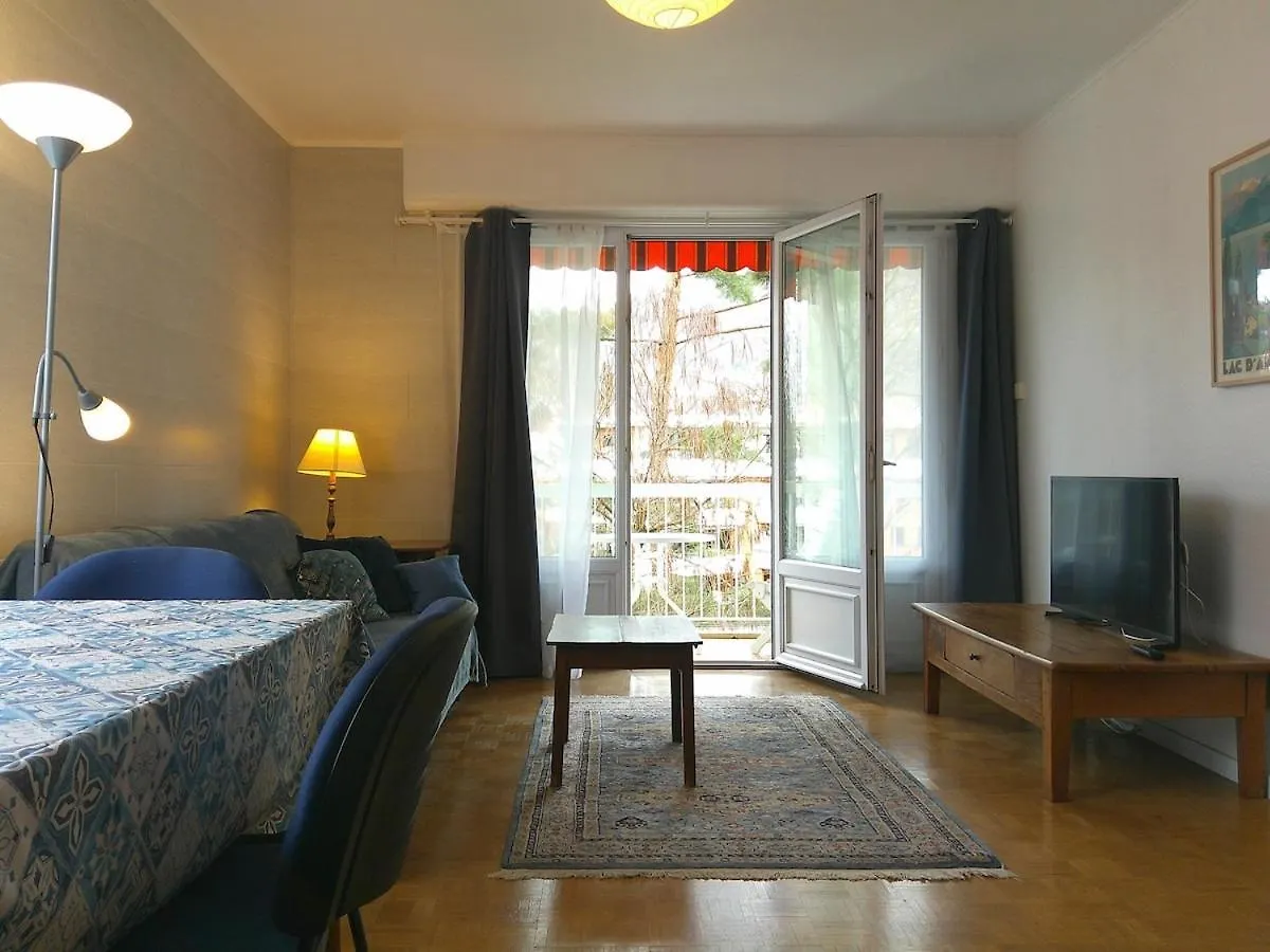 Le Verlaine Annecy 0*,  Francia